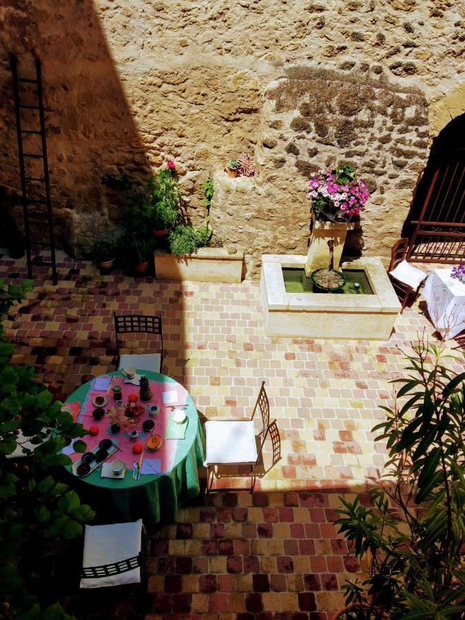 Le Terebinthe B&B Lauris Exterior foto